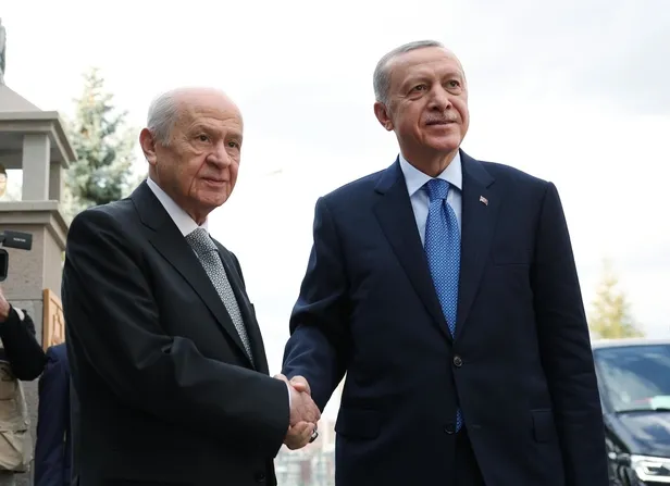 son-dakika-baskan-erdogan-ve-mhp-genel-baskani-bahceli-arasinda-kritik-gorusme-1664977337824.jpeg