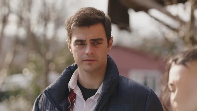 kardeslerim-114-bolum-2-fragmani-yayinlandi-ailemiz-icin-yaptim-1706255291611.jpg Kardeşlerim 114. bölüm 2. fragmanı yayınlandı: “Ailemiz için yaptım”-3