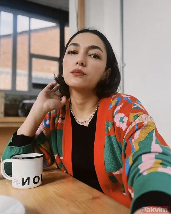 8 yıl önce evlendi! Şebnem Hassanisoughi’nin eşi bakın kim çıktı! Duyan inanamadı! Meğer Yurdaer Okur’un partneri ünlü müzisyenle... - 8