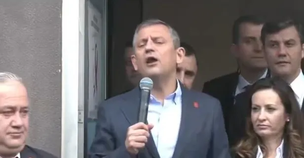 Özgür Özel fena rezil oldu! Başkan Erdoğan'ı hedef aldı kendisi "Asker Duası" şiirini yanlış okudu