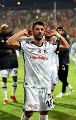 Stuttgart&H.Berlin Tolgay’ın peşinde