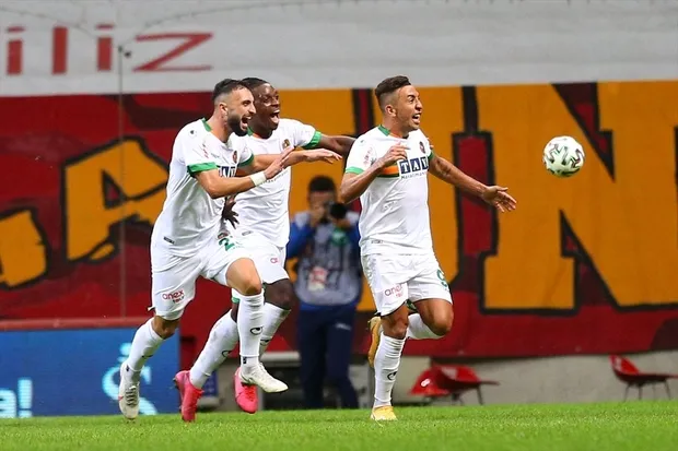 Süper Lig'de son puan durumu, sıralama, gol krallığı ve 6. hafta maçları!-5