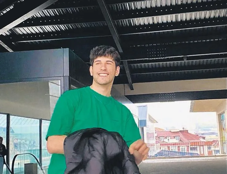 Cinlerden talimat almış!