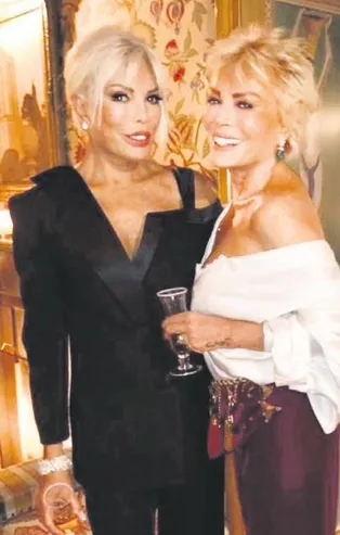 Semiramis Pekkan'dan VIP parti