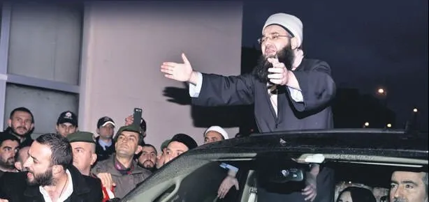 Cübbeli’ye  jet  tahliye!