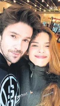 Demet Akalın Okan Kurt ve kızları Hira ile önceki gün İstinyePark’taydı-18