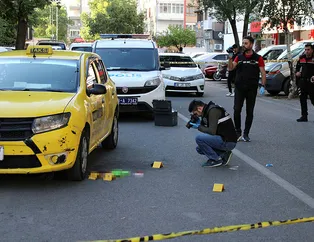 Kan donduran cinayet! Önünü kesti başından vurdu
