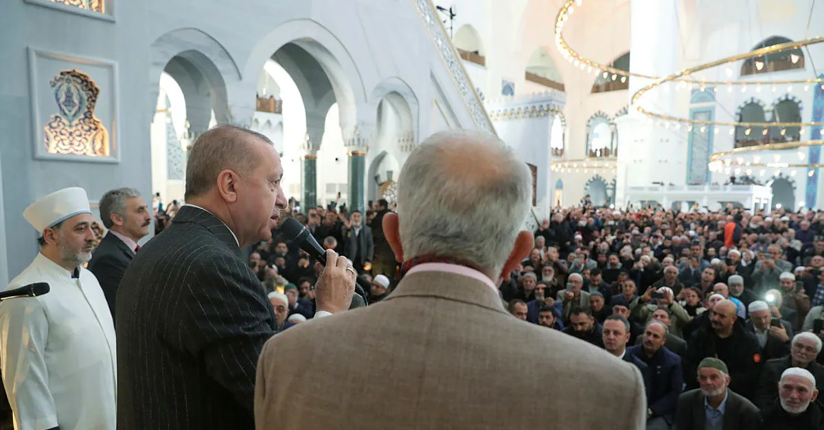 Başkan Erdoğan'dan cuma namazı sonrası "koronavirüs" uyarısı