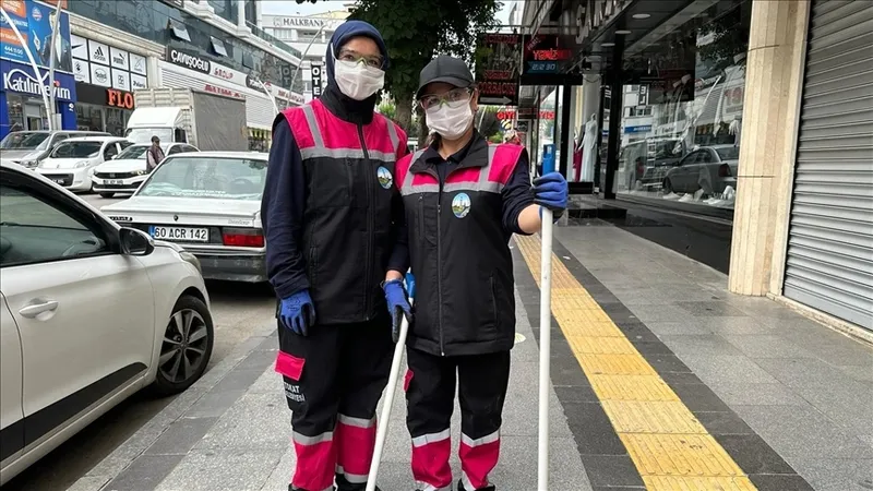 iskur-kpss-sartsiz-belediye-personel-alimi-otobus-soforu-garson-danisma-cagri-merkezi-gorevlisi-buro-memuru-ku-1730725313631.jpg 5-30 Kasım İŞKUR KPSS şartsız belediye personel alımı: Şoför, garson, çağrı merkezi görevlisi, büro memuru, güvenlik...-6