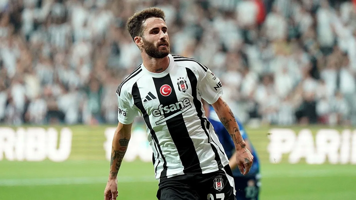 Rafa Silva'dan tekme isyanı!