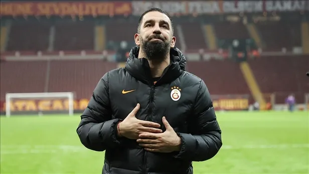 sevenleri-sokta-arda-turan-futbolu-neden-birakti-arda-turan-yasi-kariyeri-ve-hayati-1662986344723.jpg