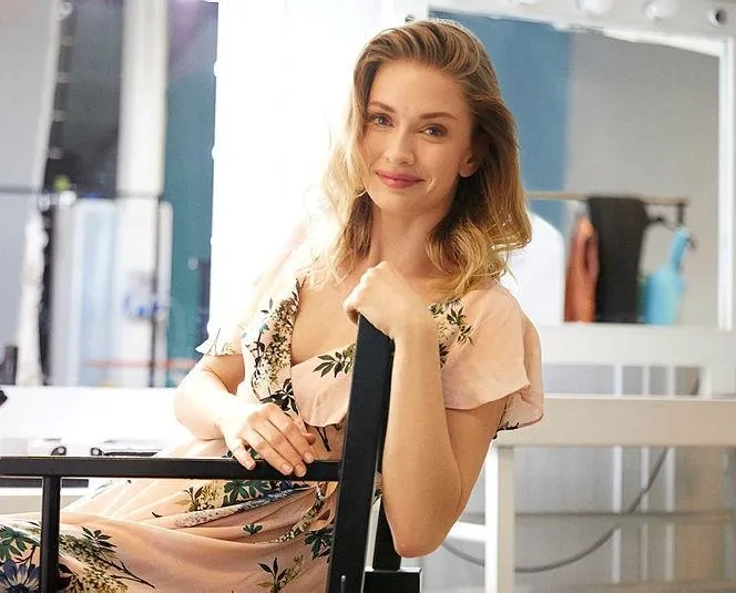 Koynunda yılan besledi