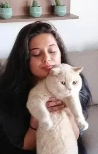 İrem Keleşoğlu'nun organları 5 kişiye umut oldu! Ailesinden yürek yakan sözler: Kedileri öldüğünü hissederek bizim gibi ağladı