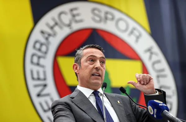 Fenerbahçe'de tansiyonu yüksek toplantı! Önce hükümeti hedef aldı sonra Enner Valencia'ya salladı-9