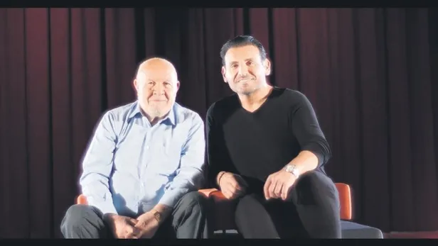 Hadise önceki akşam "En Güçlü Kadın Şarkıcı" ödülü aldı-11