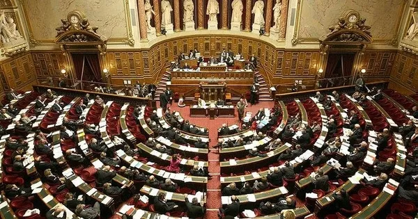 fransa-ermenilerin-sozde-daglik-karabag-cumhuriyetini-tanidi-1606339345662.jpeg Fransa, Ermenilerin sözde "Dağlık Karabağ Cumhuriyeti"ni tanıdı-2