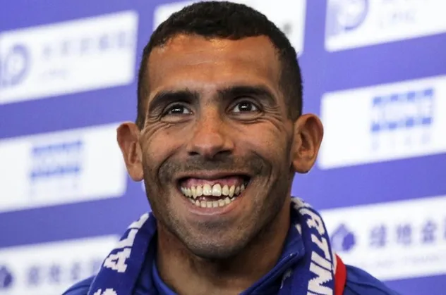 Carlos Alberto Tevez futbolu bırakıyor!