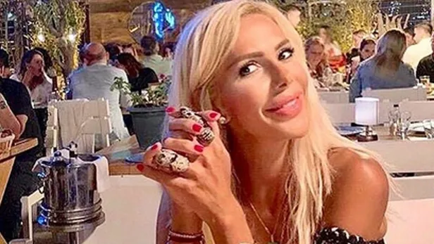 Doya Doya Moda yeni jüri kim? Doya Doya Moda jürisi Hande Demir Acar kimdir, kaç yaşında?-2