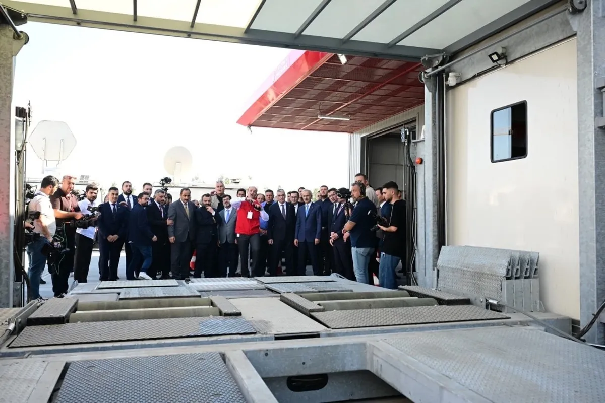 1787320464866.jpeg Araç muayenesinde yapay zeka dönemi! Bakan Uraloğlu duyurdu: "Aracın MR'ını çekeceğiz"-1