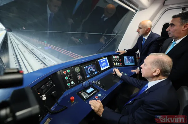 Başkan Erdoğan vatman koltuğuna geçti! AKM-Gar-Kızılay Metro Hattı hizmete alındı - 33