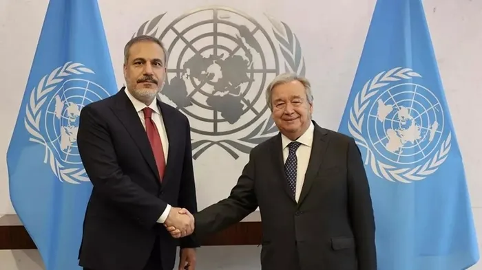 disisleri-bakani-hakan-fidandan-diplomasi-trafigi-birlesmis-milletler-genel-sekreteri-antnio-guterres-ile-goru-1701277358178.jpeg Dışişleri Bakanı Hakan Fidan'dan diplomasi trafiği | Birleşmiş Milletler Genel Sekreteri António Guterres ile görüştü-2