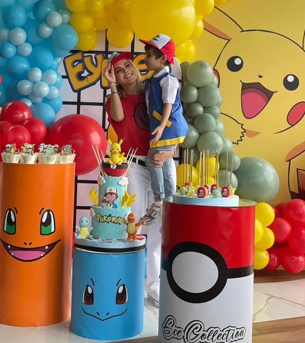 ece-erkenin-hayata-tutunma-sebebim-dedigi-ogluna-bakin-yas-gunu-pozlarina-ilk-yorum-eski-dostu-alisandan-geldi-1649363036400.jpg Ece Erken’in “Hayata tutunma sebebim” dediği oğluna bakın! Yaş günü pozlarına ilk yorum eski dostu Alişan’dan geldi-9