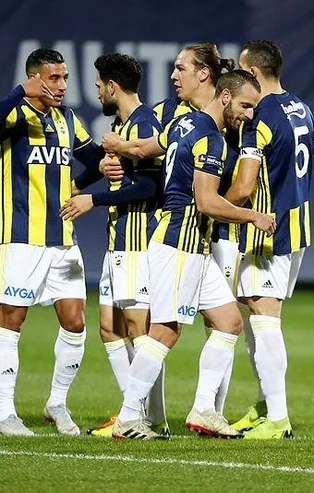 Fenerbahçe galibiyetle noktaladı | Fenerbahçe 3 - 2 AZ Alkmaar