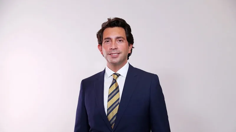 fenerbahce-genel-sekreteri-burak-caglan-kizilhan-konusuyor-canli-1723998531476.jpeg Burak Çağlan Kızılhan