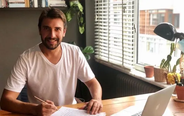 barbarosun-basrol-oyunculari-bir-araya-geldi-hazirliklar-tam-gaz-devam-ediyor-1604606072123.jpg Barbaros'un başrol oyuncuları bir araya geldi! Hazırlıklar tam gaz devam ediyor-4