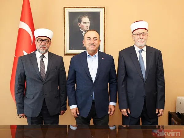 SON DAKİKA: Uluslararası ajanslar Çavuşoğlu ile Dendias'ın sarılmasını son dakika geçti - 14