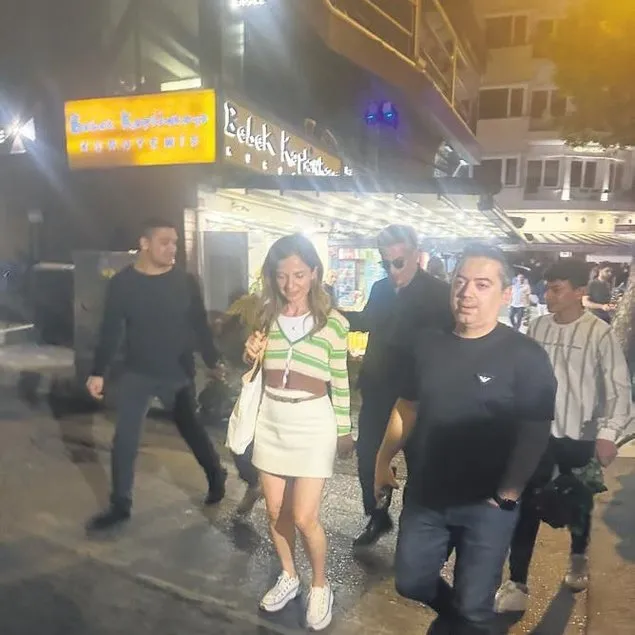 Dubai’den nişanlım geldi