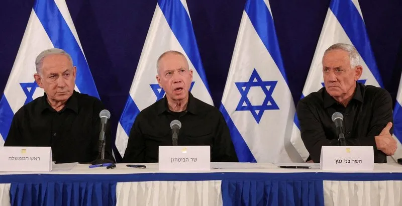 Benjamin Netanyahu, Yoav Gallant ve Benny Gantz