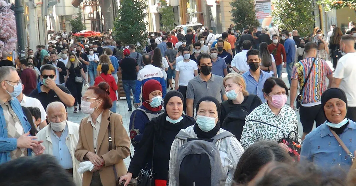 Tam kapanma işe yaradı mı? Koronavirüs vakalarında düşüş oldu mu? İşte il il koronavirüs risk haritası