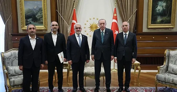 Başkan Erdoğan'dan Külliye'de sürpriz kabul: HÜDAPAR Genel Başkanı Yapıcıoğlu ile görüştü