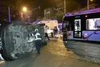 Samsun'da feci kaza! Tramvay ile ambulans birbirine girdi