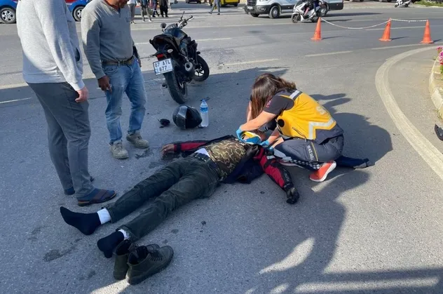 Motosikletli ölümden döndü