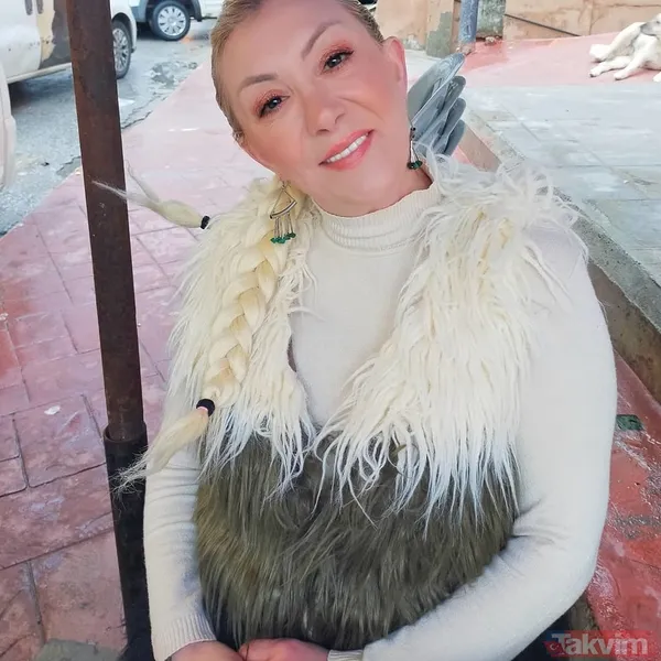 Güllü'nün Kızı Tuğyan Ülkem Gülter De İfadesinde Annesinin Roman Havası Oynarken Ayağını Kaydığını Ve Açık Olan Camdan Düştüğünü Aktarmıştı.