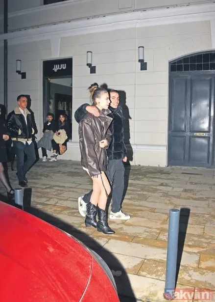 Flaşların patlamasıyla şoka giren yeni aşıklardan fenomen İbrahim Tilaver, hızlıca arabaya bindi. Devrim Özkan ise, "Arkadaşlarımız ile eğlendik. Her şey...