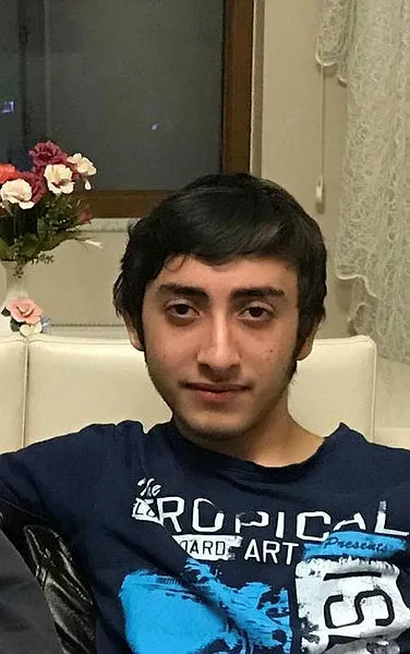 rizede-kaybolan-kaandan-cok-aci-haber-parkta-olu-bulundu-1572038047640.jpg Rize'de kaybolan Kaan'dan çok acı haber! Parkta ölü bulundu-1