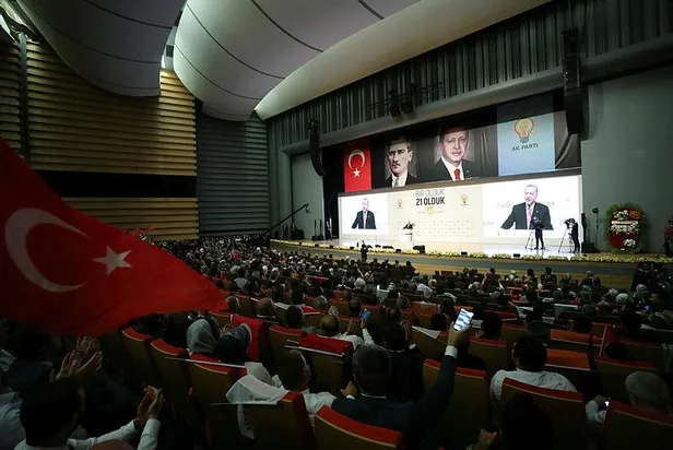 AK Parti 21. yılını kutladı! Başkan Erdoğan'dan 2023 mesajı: Seçimi kazanarak taçlandıracağız-12