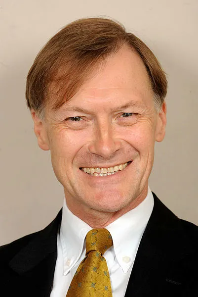 son-dakika-ingilterede-bicakli-saldiriya-ugrayan-muhafazakar-parti-milletvekili-david-amess-oldu-1634307101057.jpg Son dakika! İngiltere'de Muhafazakar Parti milletvekili David Amess bıçaklı saldırı sonucu katledildi-4