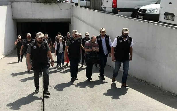 Son dakika: FETÖ'nün sözde "Türkiye İmamı" ile eşi tutuklandı-2