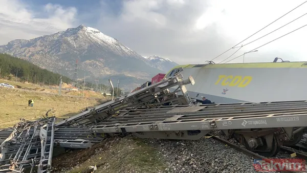 SON DAKİKA: Adana'da aynı istikametteki iki yük treni çarpıştı! İki makinist yaralandı - 25