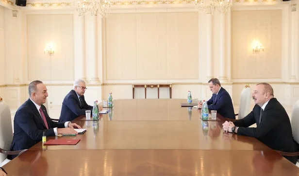 Bakan Çavuşoğlu, Azerbaycan Cumhurbaşkanı Aliyev ile görüştü-2