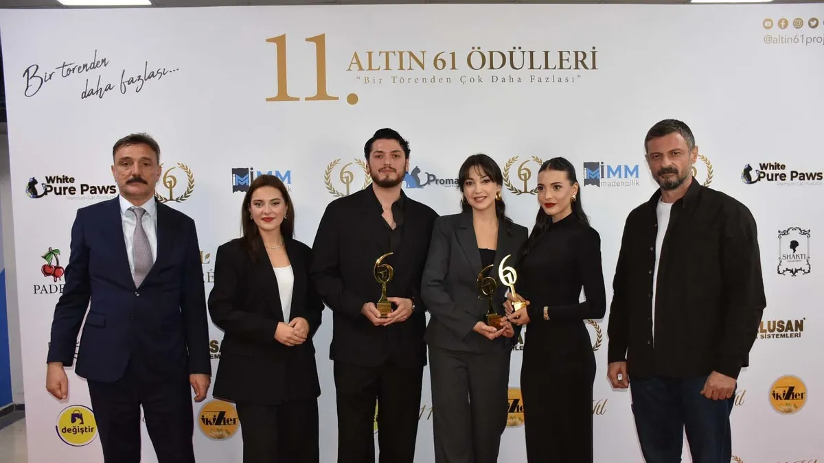 Gecenin parlayan yıldızı: Kuruluş Orhan!