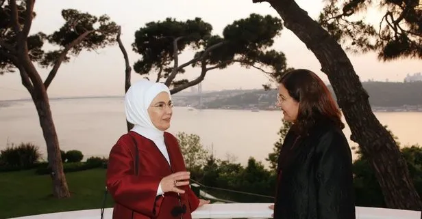 Emine Erdoğan, Irak Cumhurbaşkanı’nın eşi ile Nezahat Gökyiğit Botanik Bahçesi’ni ziyaret etti