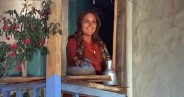 Yeşilçam efsanesi Şark Bülbülünün utangaç güzeli Hatice bakın kaç yaşındaymış! Duyan şaştı kaldı Ayşen Cansev meğer…