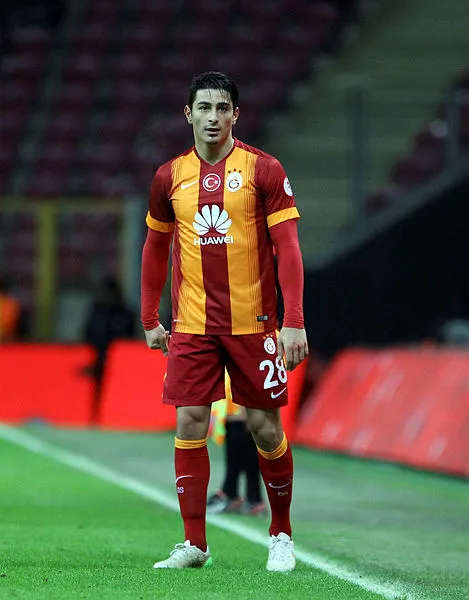 Galatasaray'da forma giyen Koray Günter Genoa'ya gitti-4