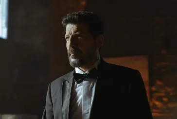 atv’nin merakla beklenen Altı Üstü İstanbul setinde baba-kızın eğlenceli anları! İlker Aksum kızı Lila’yla yorgunluğunu attı