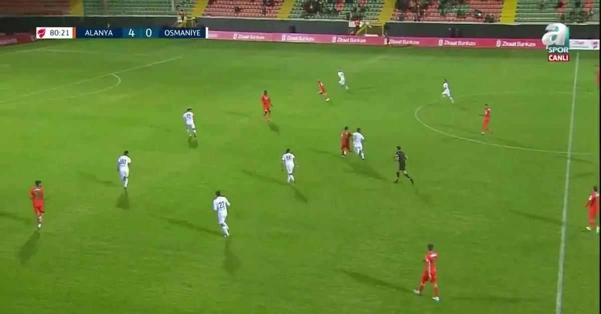 Alanyaspor 5-0 Osmaniyespor |  Efecan Karaca